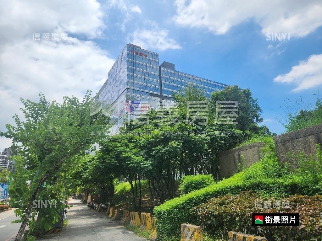 【專任】近捷運面公園三房房屋室內格局與周邊環境