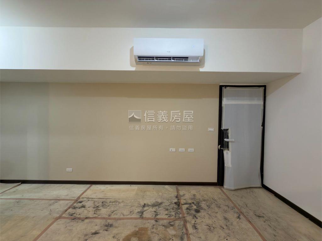 紅布朗三房＋車位房屋室內格局與周邊環境