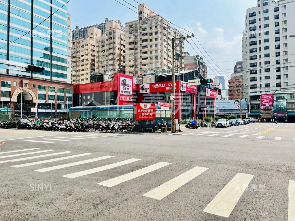 西屯震後３房平車房屋室內格局與周邊環境