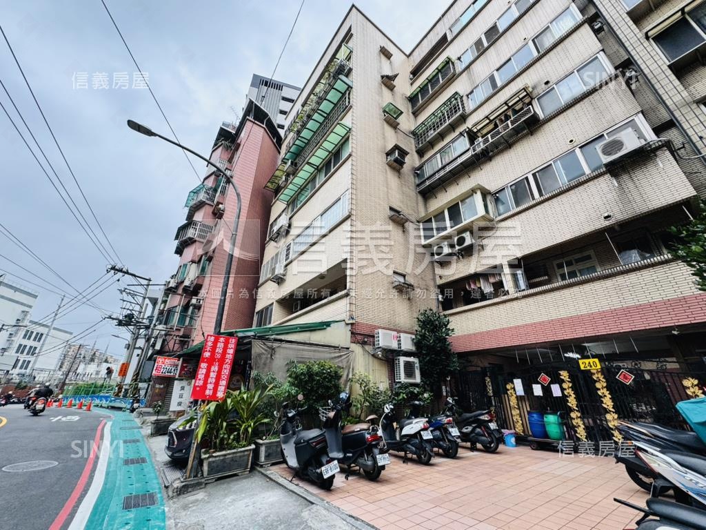 捷運獨立產權平面車位４２房屋室內格局與周邊環境