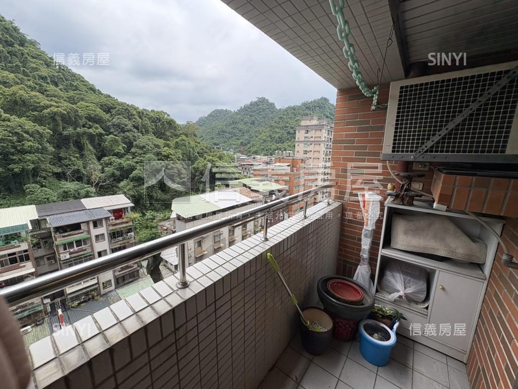 潤泰遠景２１山景四房房屋室內格局與周邊環境