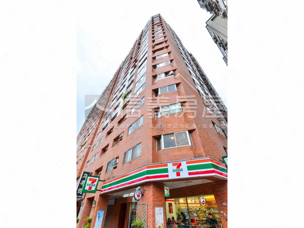 潤泰遠景２１山景四房房屋室內格局與周邊環境
