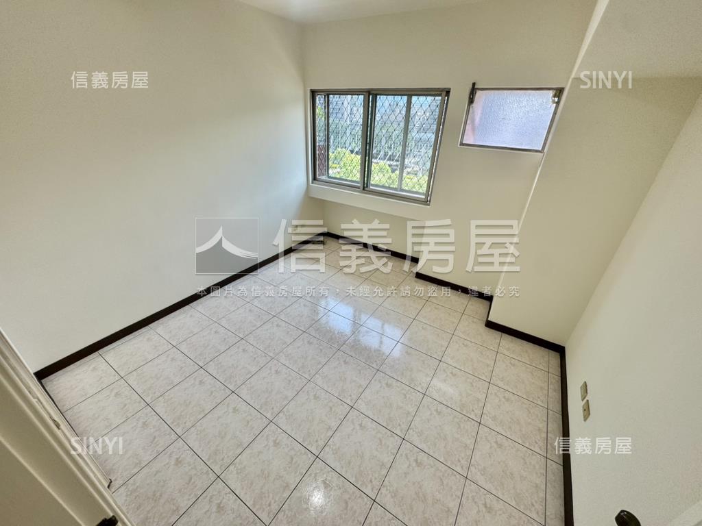 板南線福利國三房車位房屋室內格局與周邊環境