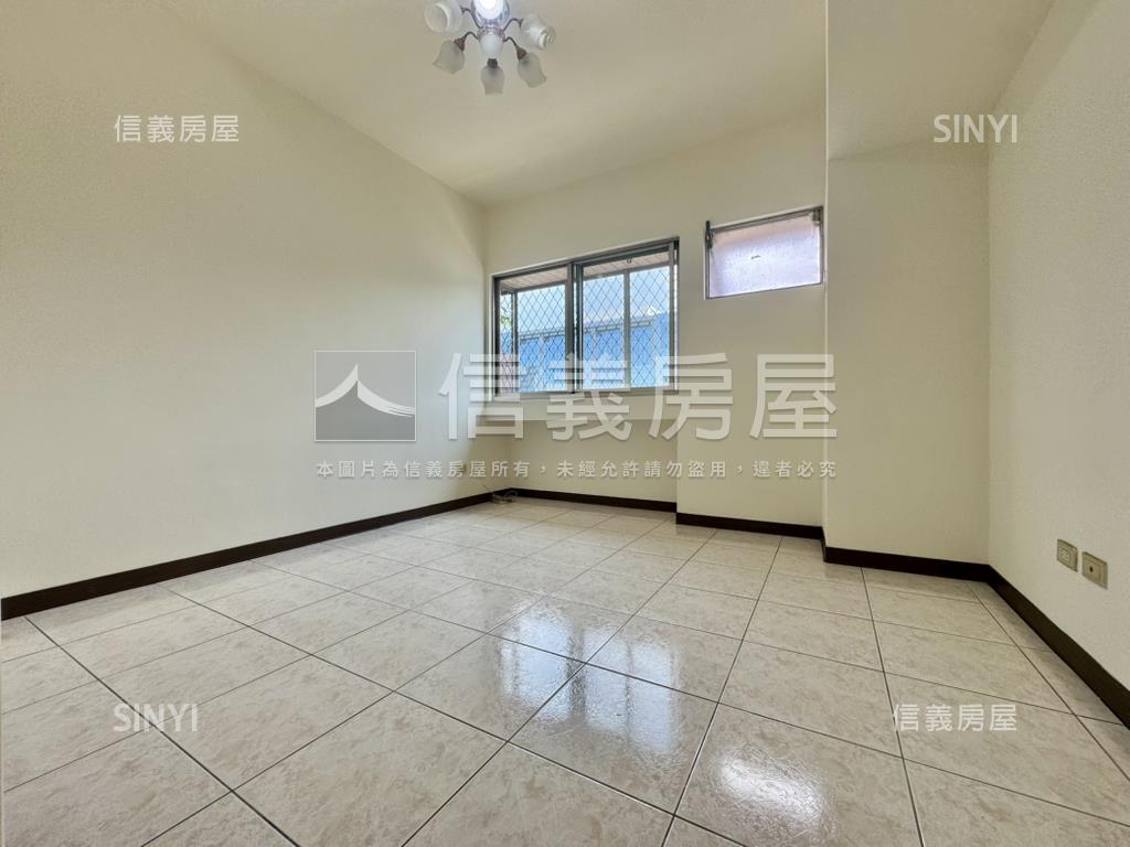 板南線福利國三房車位房屋室內格局與周邊環境