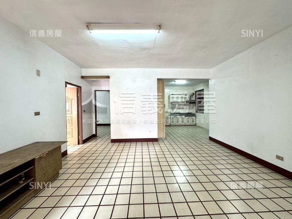 近科工館大坪數三樓公寓房屋室內格局與周邊環境