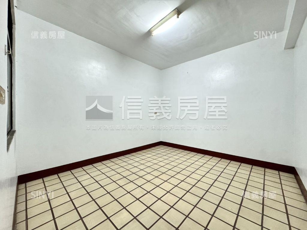 近科工館大坪數三樓公寓房屋室內格局與周邊環境