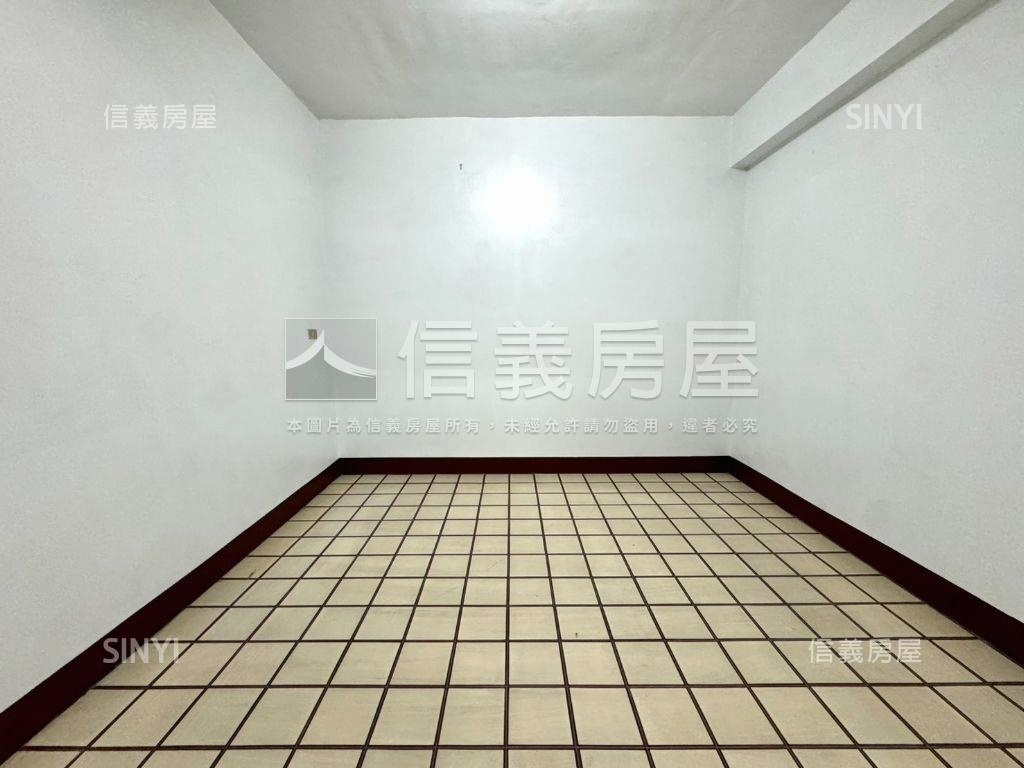 近科工館大坪數三樓公寓房屋室內格局與周邊環境