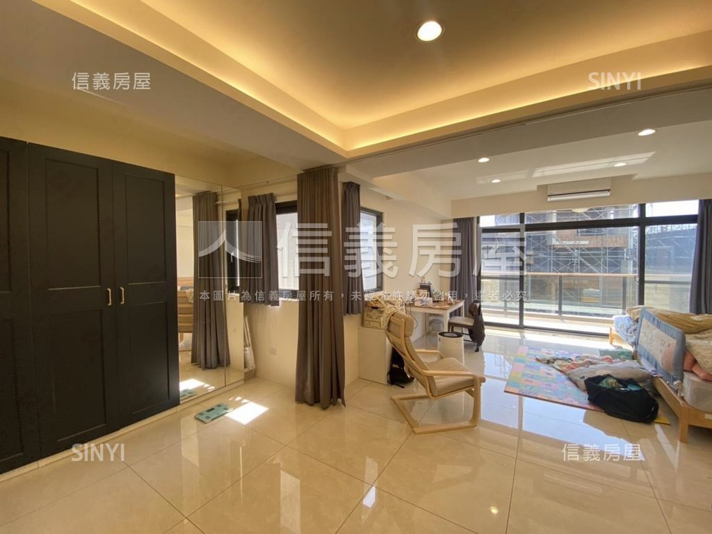 大面寬百坪電梯透天房屋室內格局與周邊環境