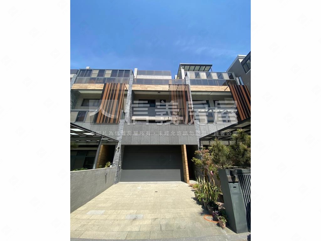 大面寬百坪電梯透天房屋室內格局與周邊環境