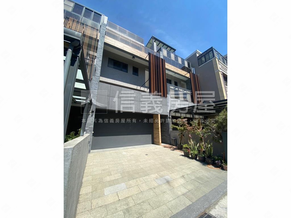 大面寬百坪電梯透天房屋室內格局與周邊環境