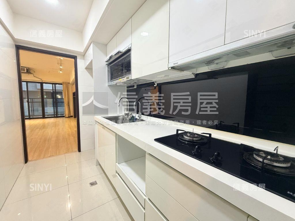 十期勝美樹裝潢三房車位房屋室內格局與周邊環境