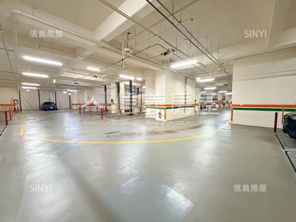 十期勝美樹裝潢三房車位房屋室內格局與周邊環境