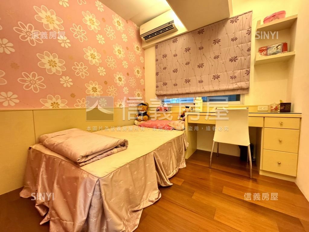 次頂樓北區優質四房雙車房屋室內格局與周邊環境