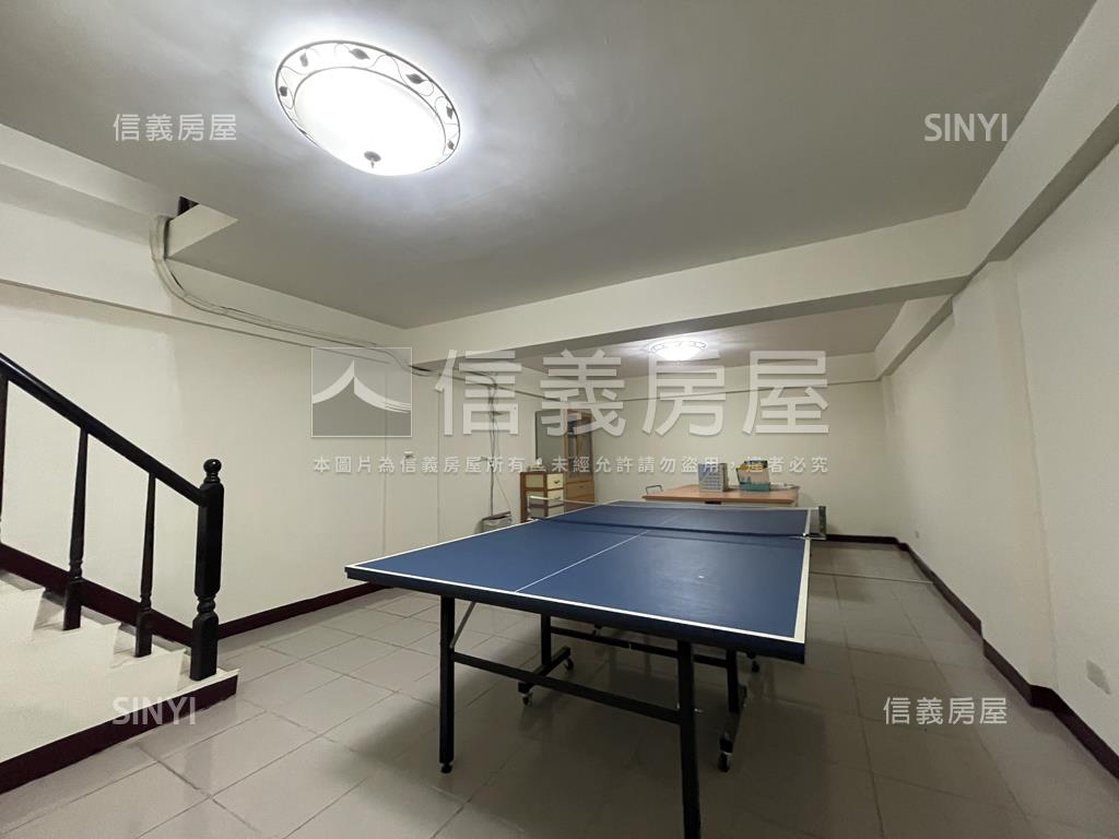 富國路大墅雲集三角窗透店房屋室內格局與周邊環境