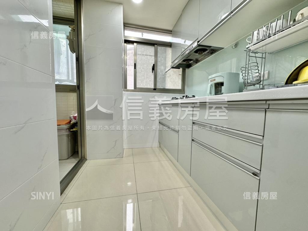 七張☆稀有精美電梯三房房屋室內格局與周邊環境