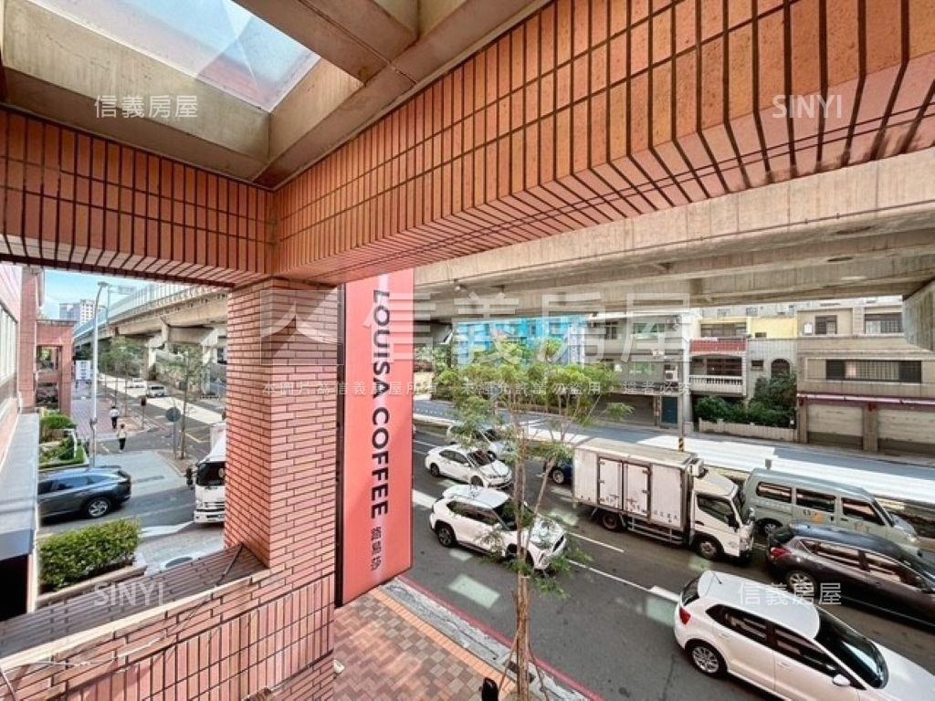 荷蘭村房屋室內格局與周邊環境