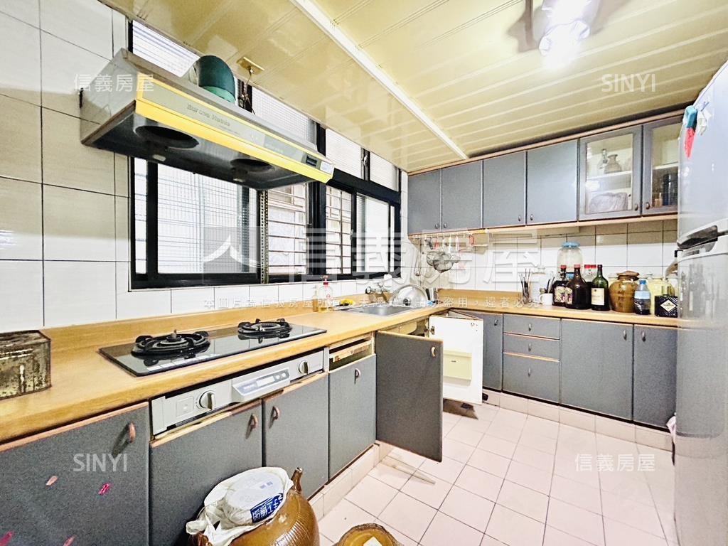 雙連捷運公寓大四房房屋室內格局與周邊環境