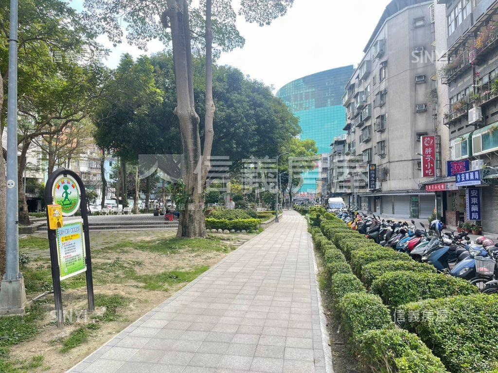親家８樓方正低總價兩房房屋室內格局與周邊環境