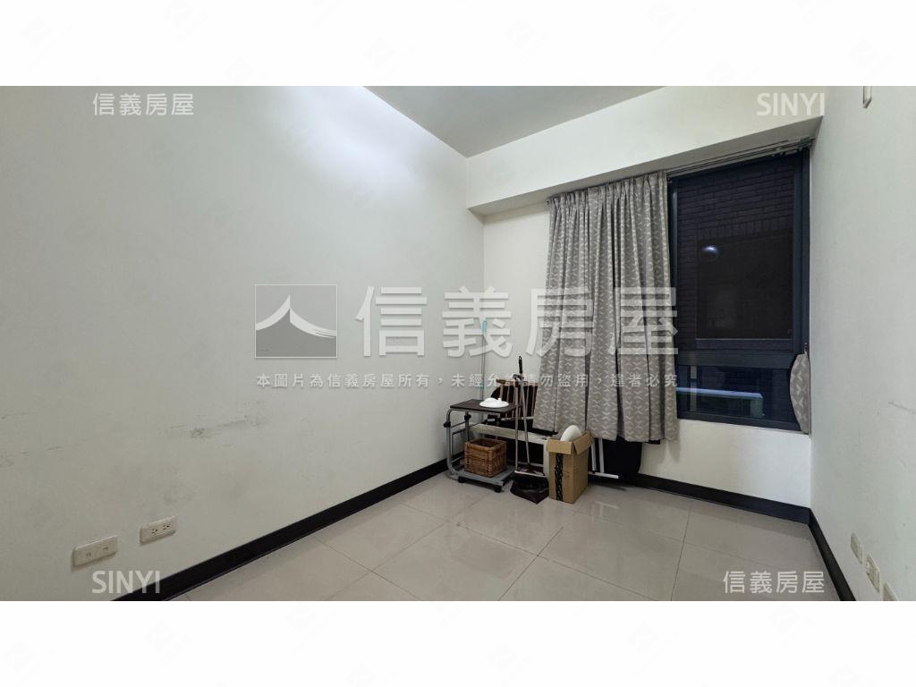 德安臻藏高樓四房平面車位房屋室內格局與周邊環境