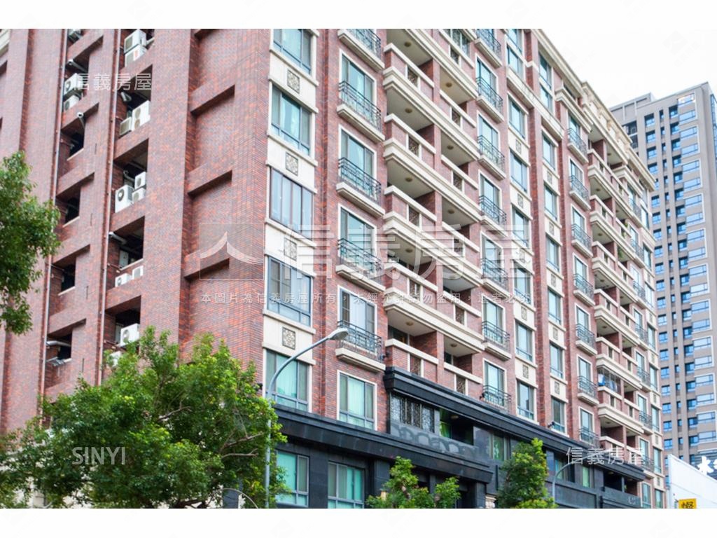 德安臻藏高樓四房平面車位房屋室內格局與周邊環境