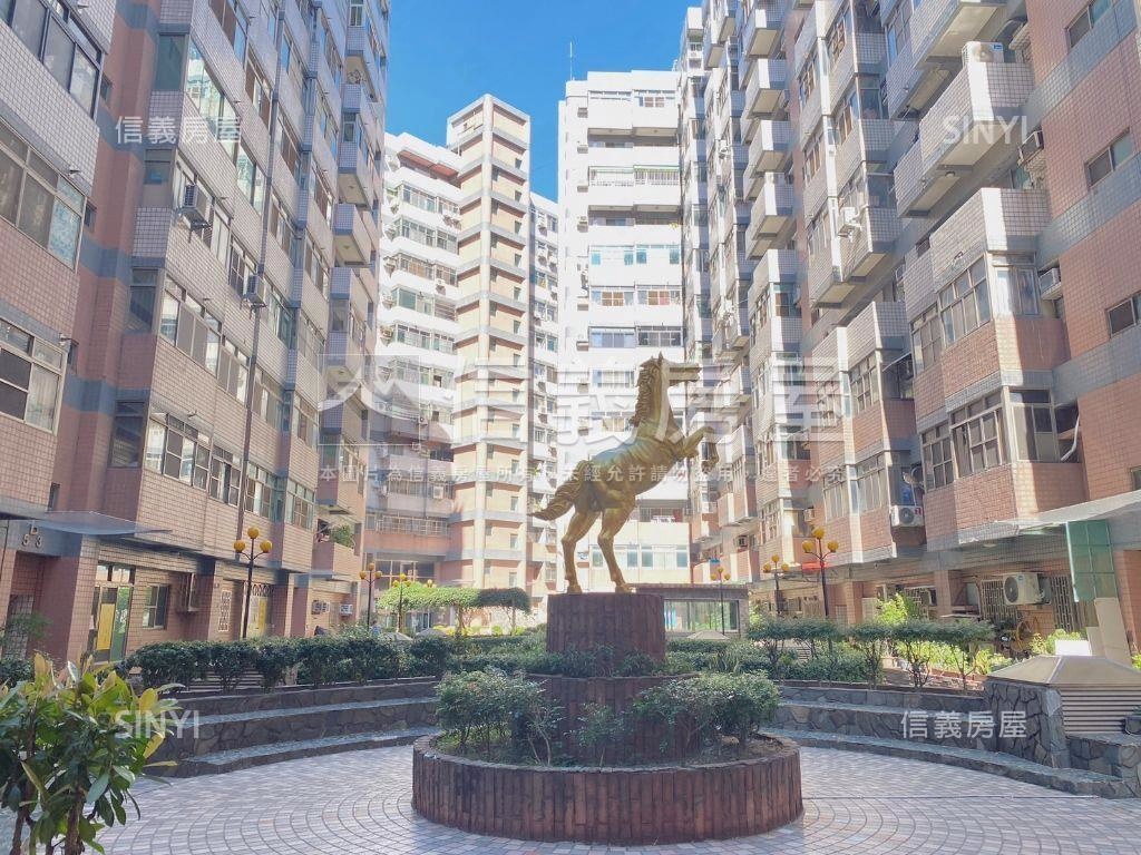 金馬大鎮一期３房附車位房屋室內格局與周邊環境