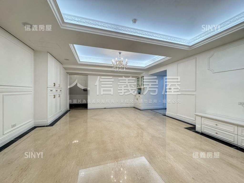 國際名紳房屋室內格局與周邊環境