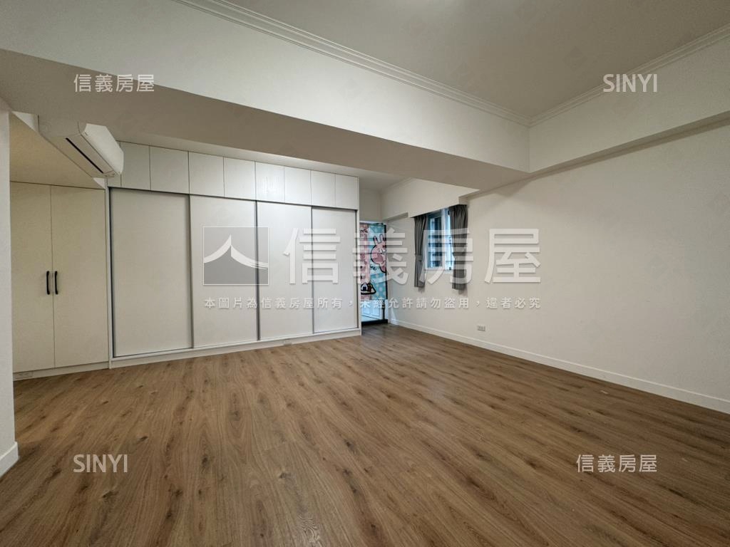 國際名紳房屋室內格局與周邊環境