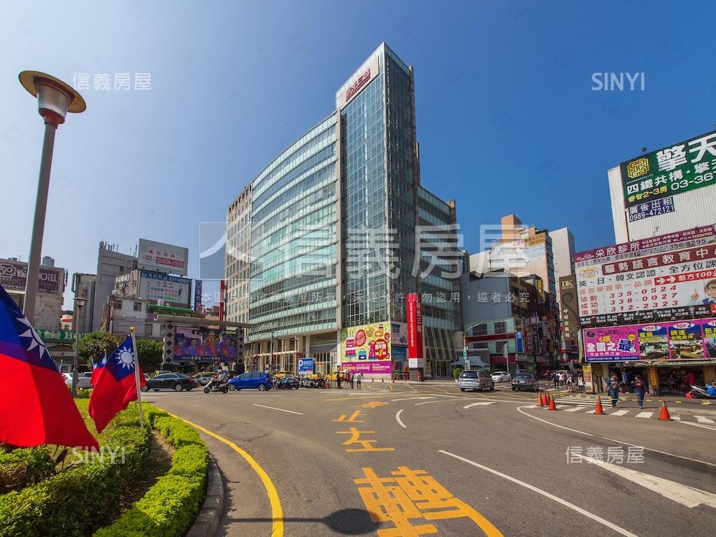 雙陽台邊間兩房房屋室內格局與周邊環境