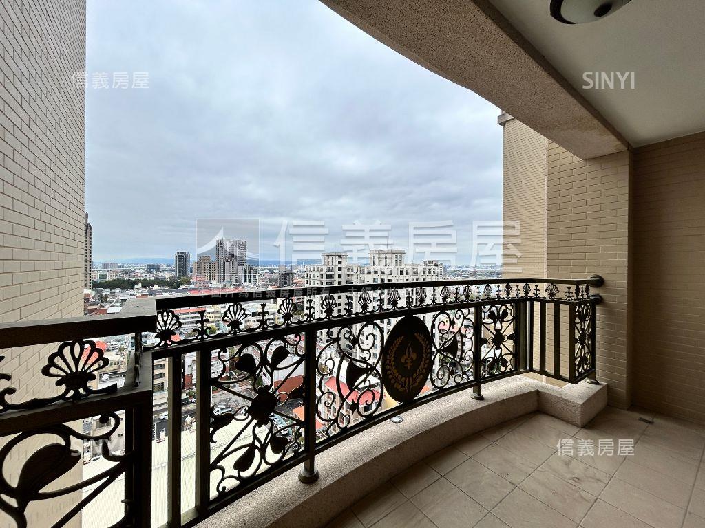 八期久樘大四房Ｂ１車位房屋室內格局與周邊環境