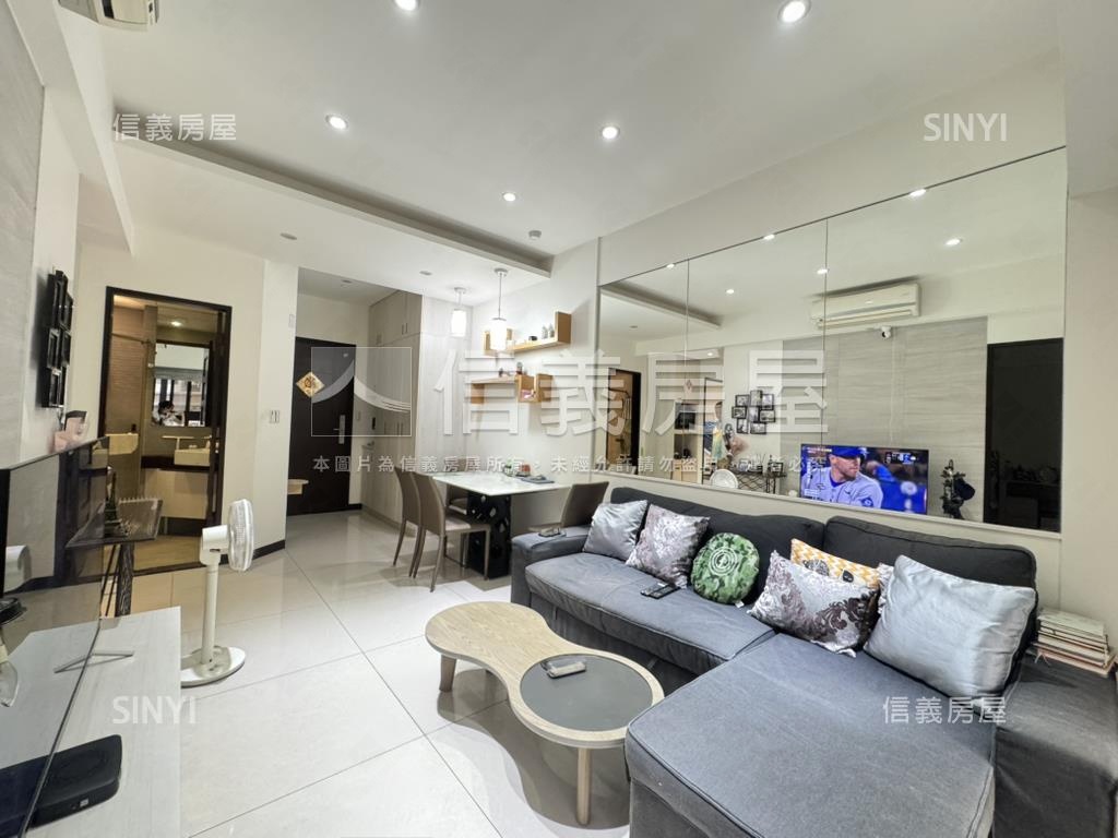 藝光年兩房平面車位房屋室內格局與周邊環境