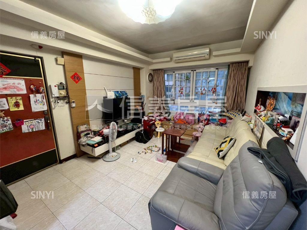 平野春天三房車位房屋室內格局與周邊環境