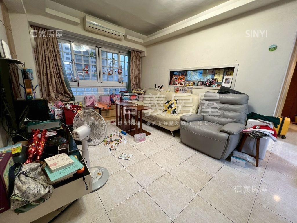 平野春天三房車位房屋室內格局與周邊環境