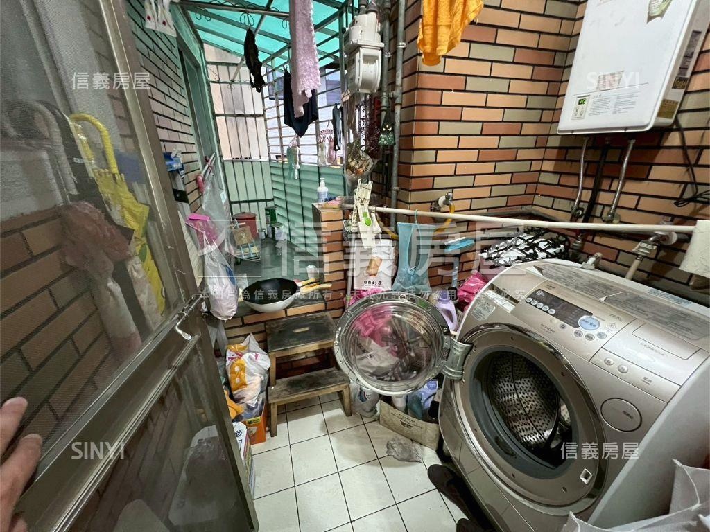 平野春天三房車位房屋室內格局與周邊環境