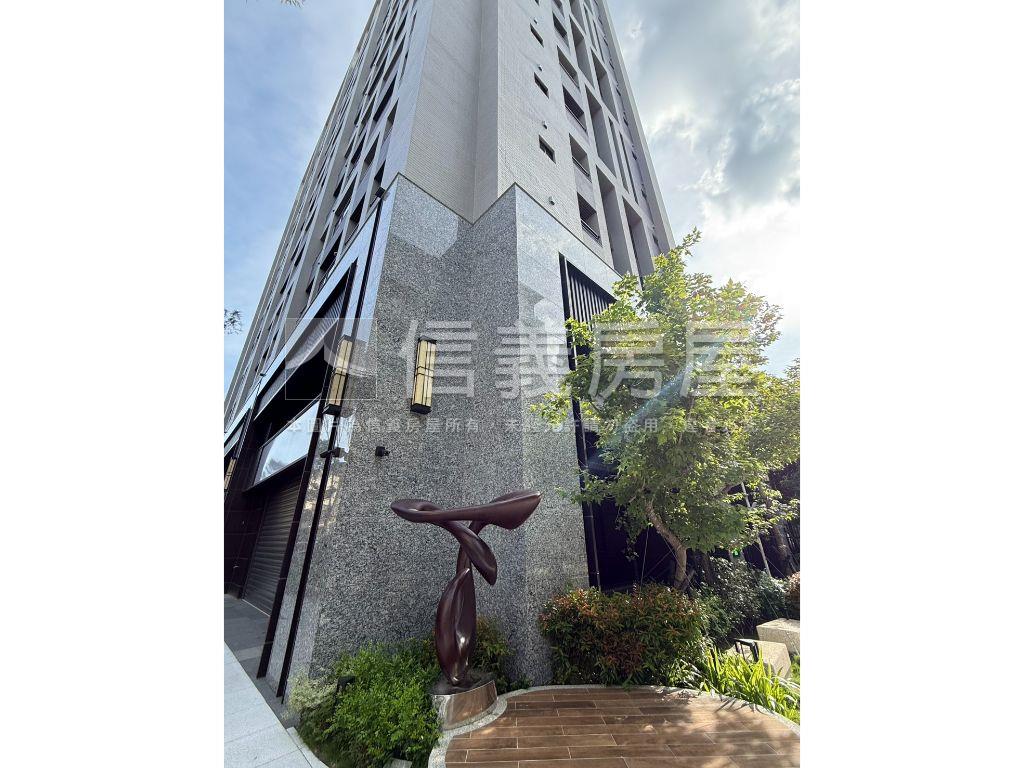 昂峰惟美新屋落成二房二衛房屋室內格局與周邊環境