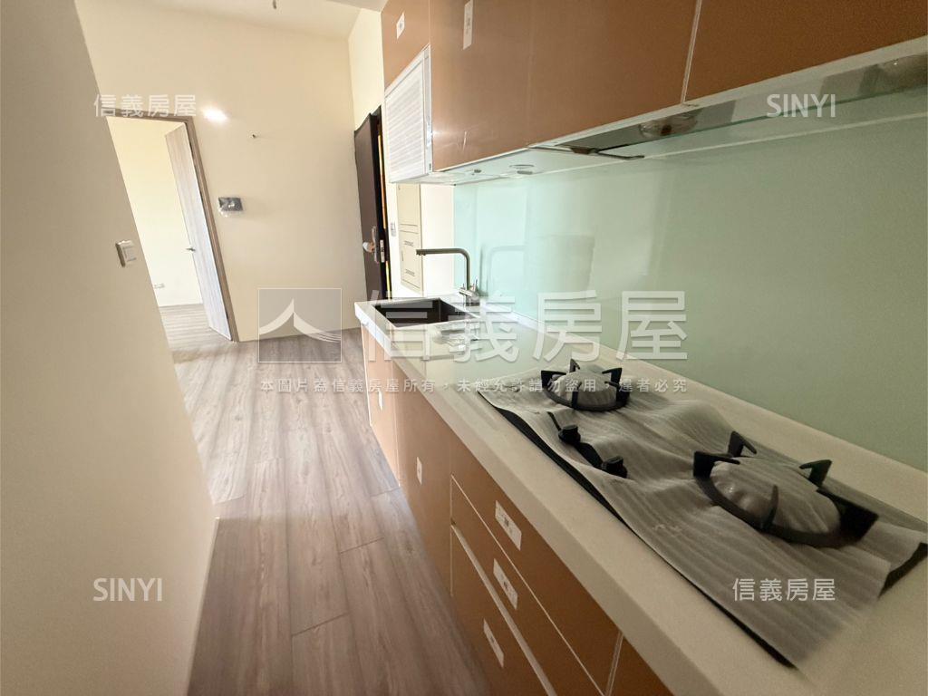 昂峰惟美新屋落成二房二衛房屋室內格局與周邊環境