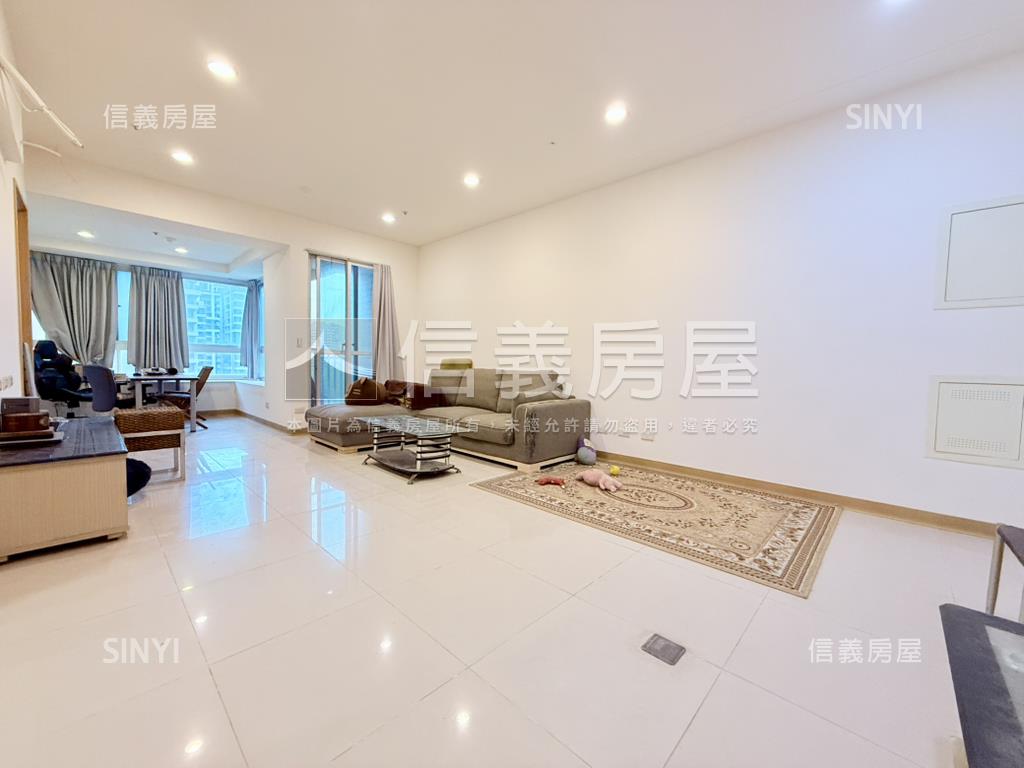 四季之旅大三房車位房屋室內格局與周邊環境