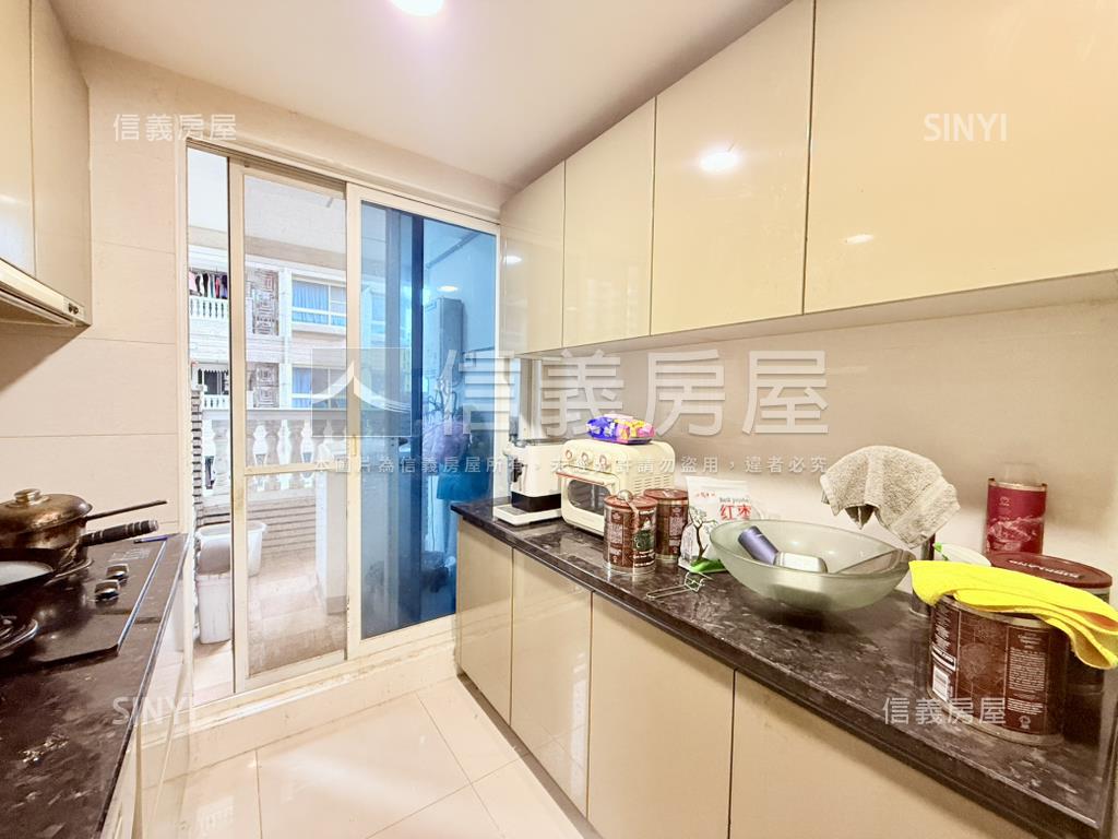 四季之旅大三房車位房屋室內格局與周邊環境