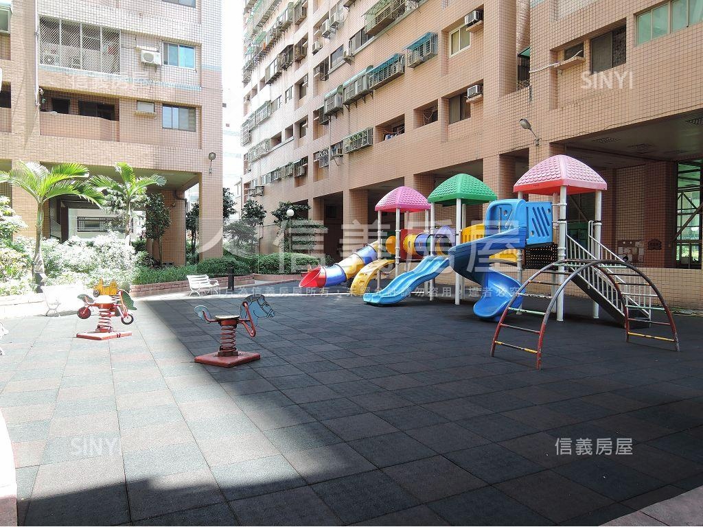 中國江山大三房＋露臺房屋室內格局與周邊環境