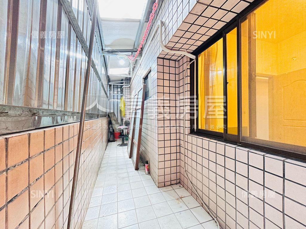 中國江山大三房＋露臺房屋室內格局與周邊環境