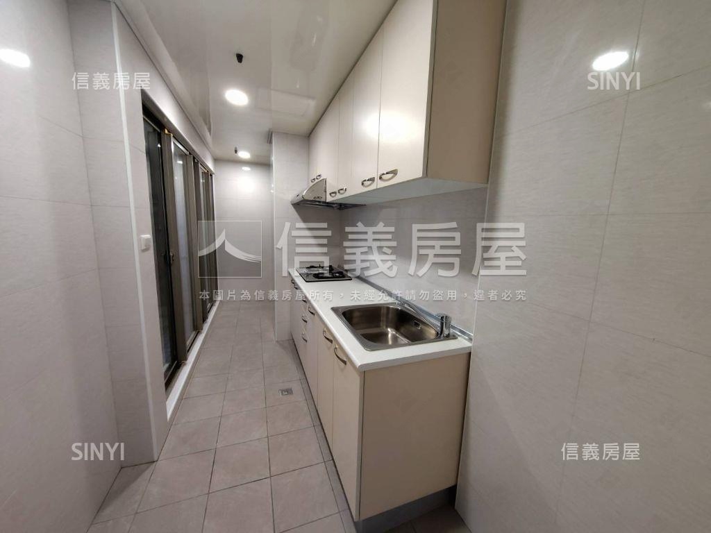 力霸匠心精裝美三房房屋室內格局與周邊環境