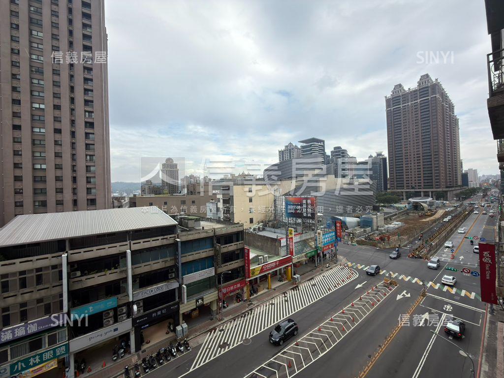 近未來Ｇ１１臻愛一世三房房屋室內格局與周邊環境