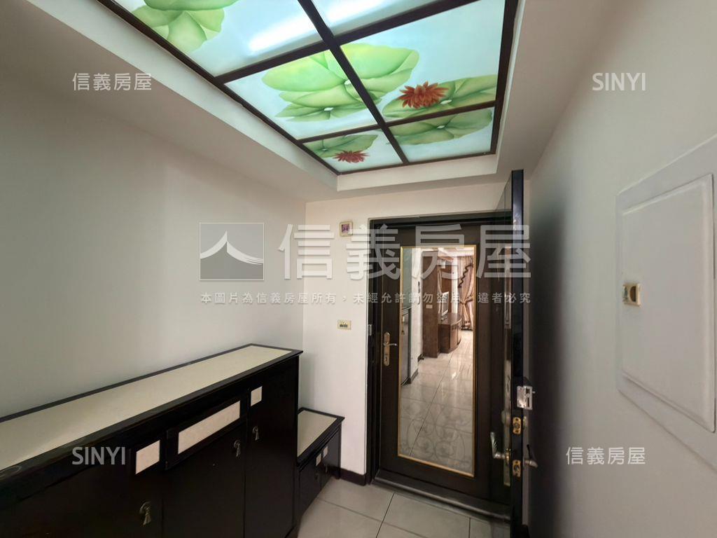 近未來Ｇ１１臻愛一世三房房屋室內格局與周邊環境