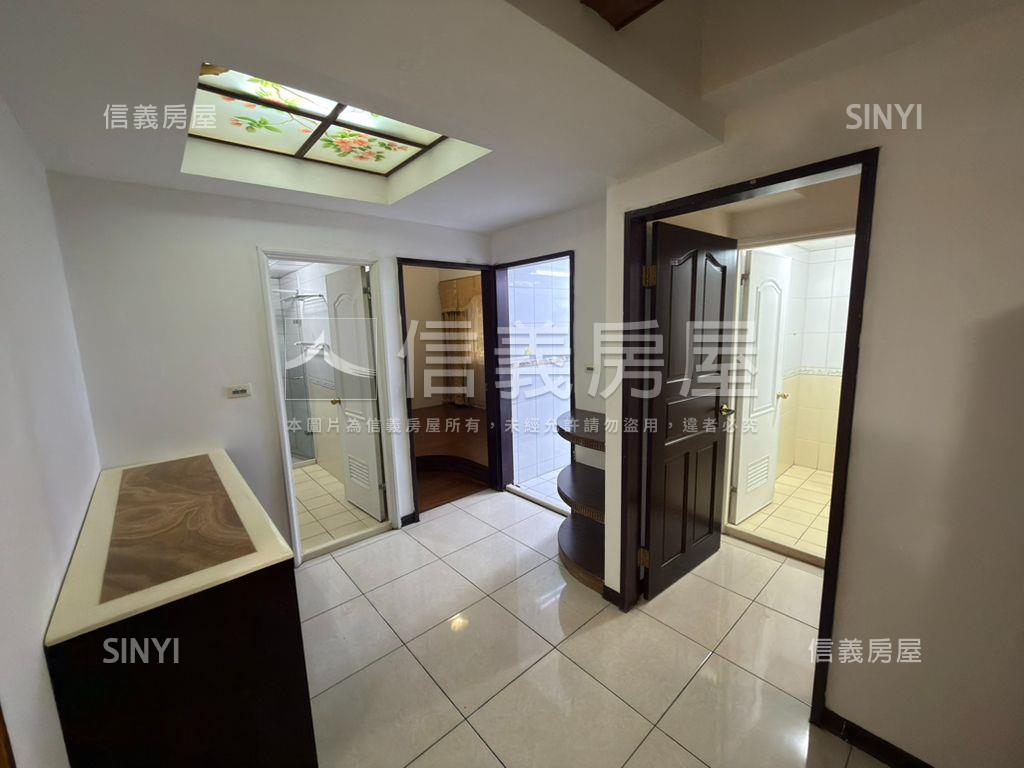 近未來Ｇ１１臻愛一世三房房屋室內格局與周邊環境