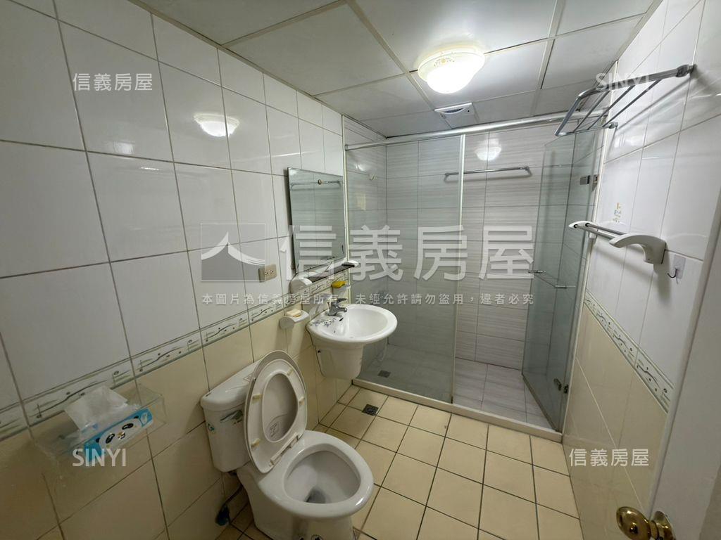 近未來Ｇ１１臻愛一世三房房屋室內格局與周邊環境