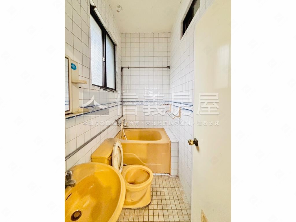 新莊近頭前庄捷運站公寓房屋室內格局與周邊環境