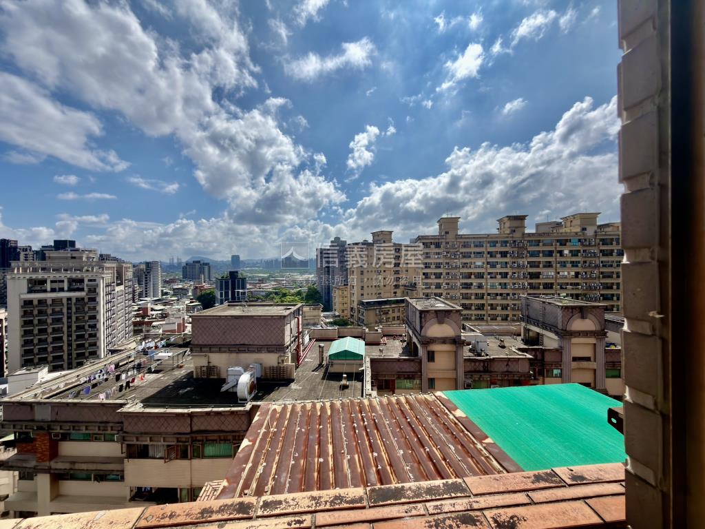 高鮮屋挑高景觀高樓亮麗宅房屋室內格局與周邊環境
