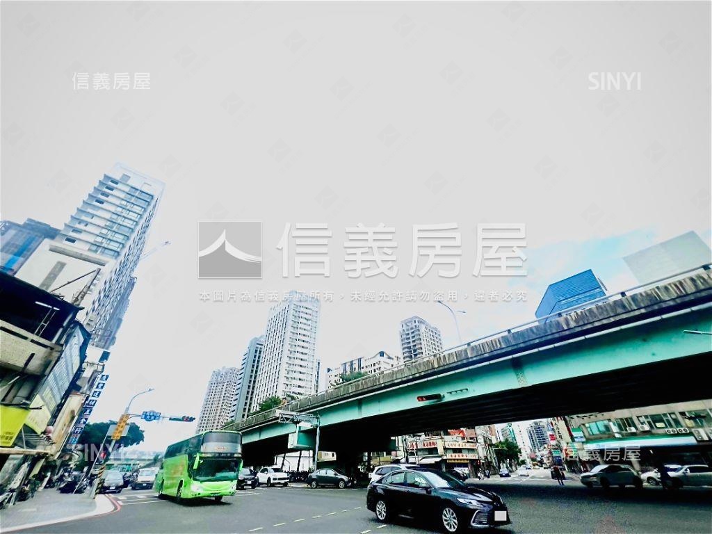 七期土地附加蓋店面房屋室內格局與周邊環境