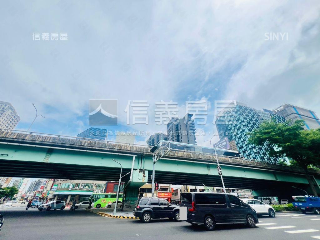 七期土地附加蓋店面房屋室內格局與周邊環境