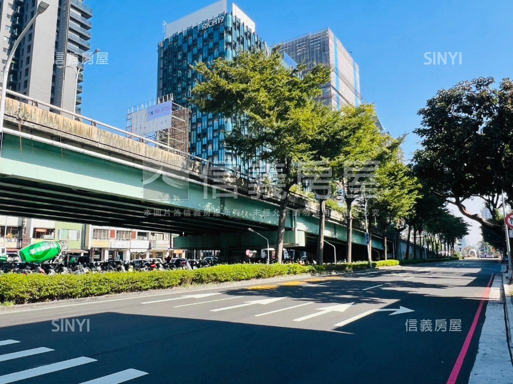 七期土地附加蓋店面房屋室內格局與周邊環境