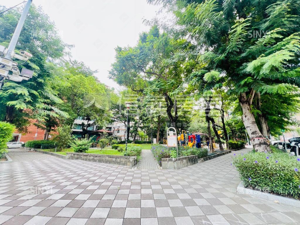 七期土地附加蓋店面房屋室內格局與周邊環境